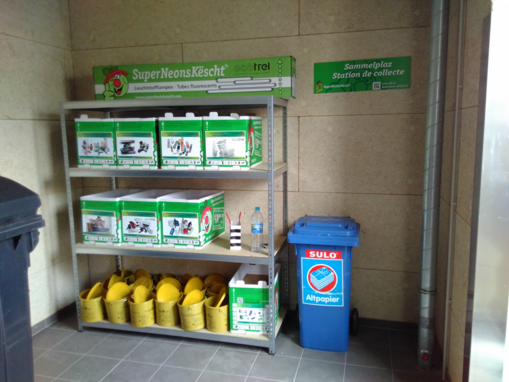 photo :  station de collecte de déchets dans une résidence
